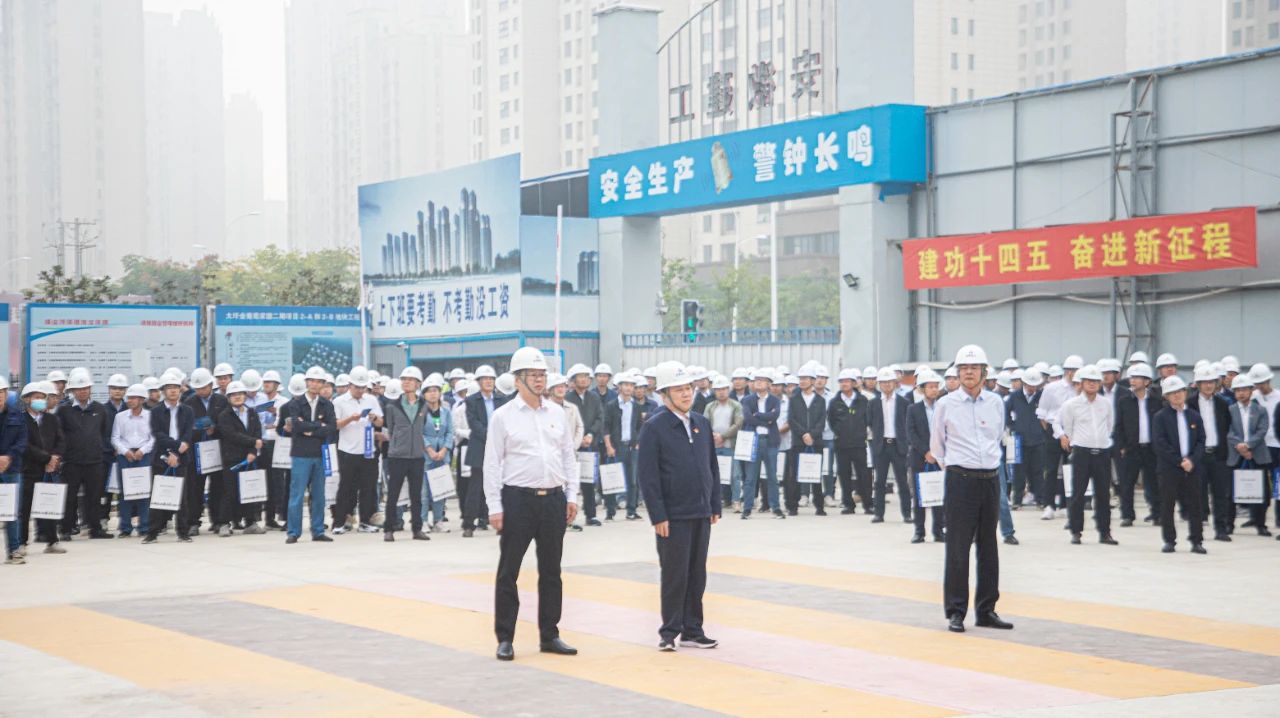 c4b7b5c55960a11b75652f8f7d52d86e.jpg c4b7b5c55960a11b75652f8f7d52d86e.jpg