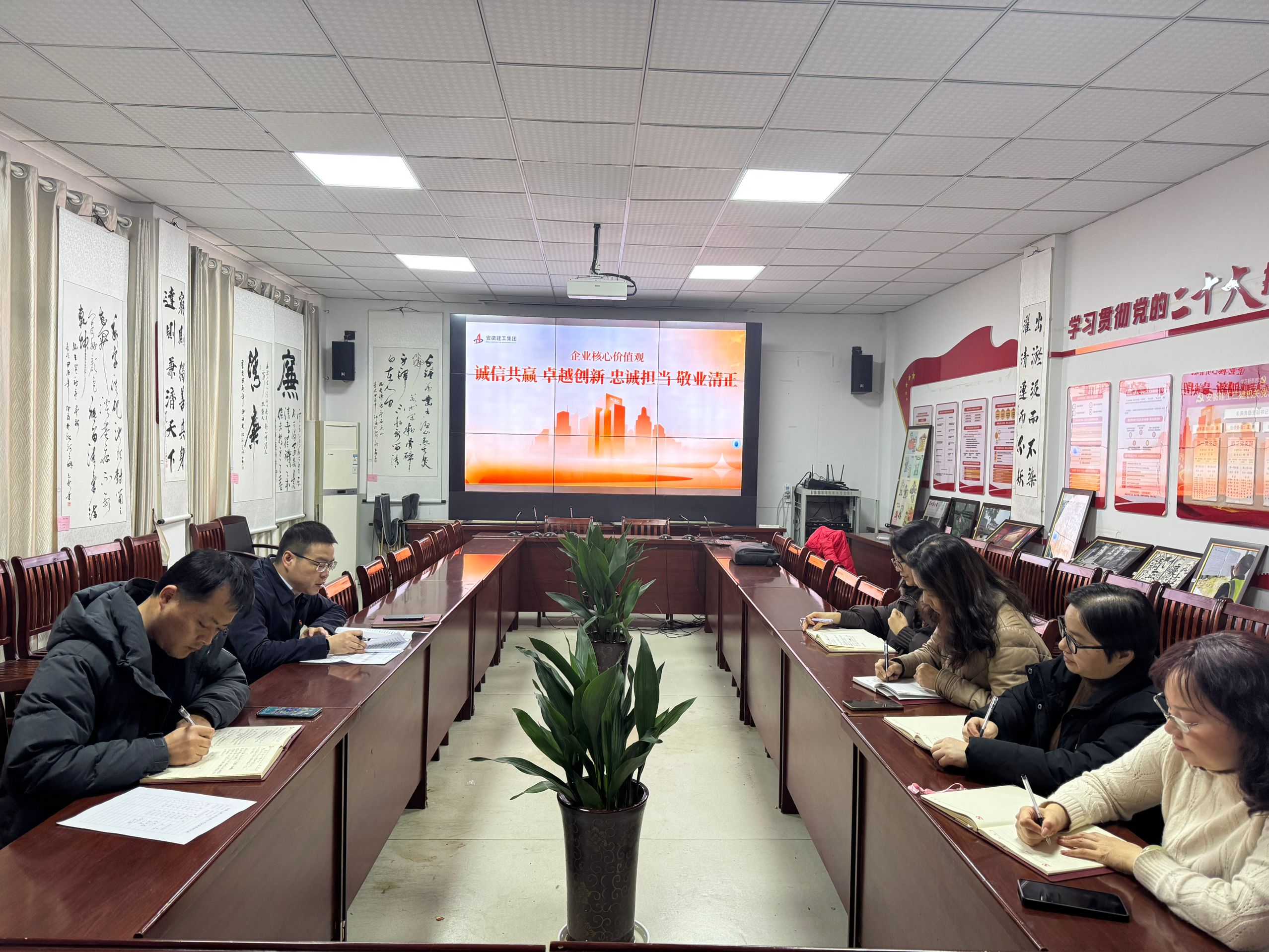 d15e1e9a9a42e31b53a5ba1020c01e4c_dcc32a723d8d0e3d28151c587b0066f2.png d15e1e9a9a42e31b53a5ba1020c01e4c_dcc32a723d8d0e3d28151c587b0066f2.png